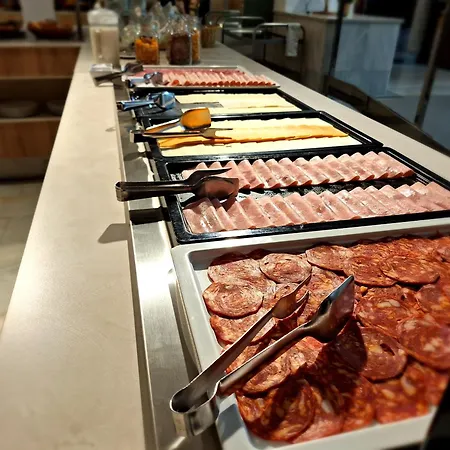 圣马克威望酒店 酒店 罗萨斯